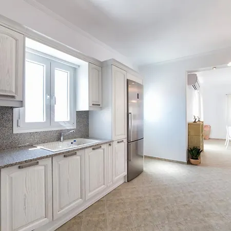 Panos Asteras Isterni (Paros)