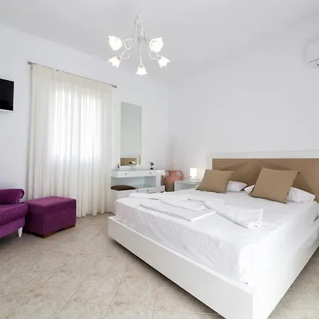 Villa Panos Asteras Isterni (Paros)