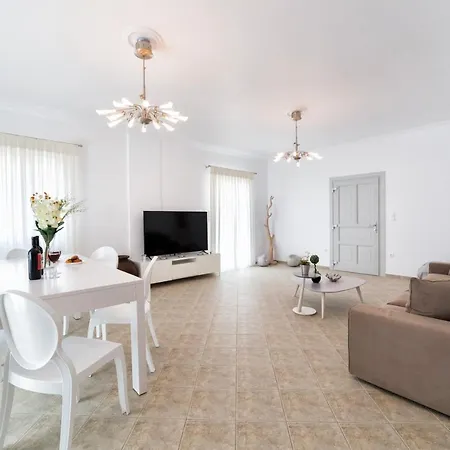 Panos Asteras * Isterni (Paros)