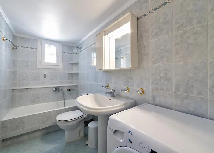 Panos Asteras * Isterni (Paros)