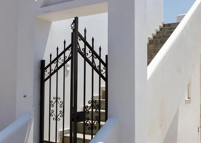 Panos Asteras * Isterni (Paros)