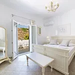Panos Asteras Villa Isterni (Paros)