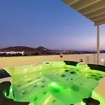 Panos Asteras Villa *