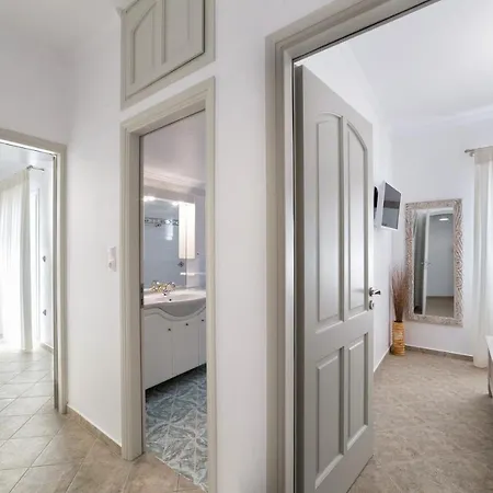 Panos Asteras Isterni (Paros)