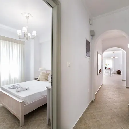 Panos Asteras Villa *