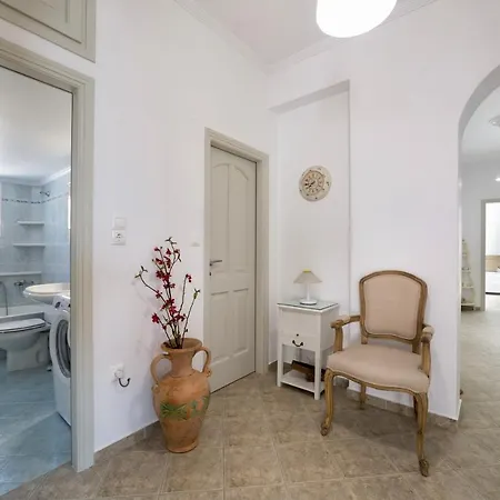 Panos Asteras * Isterni (Paros)