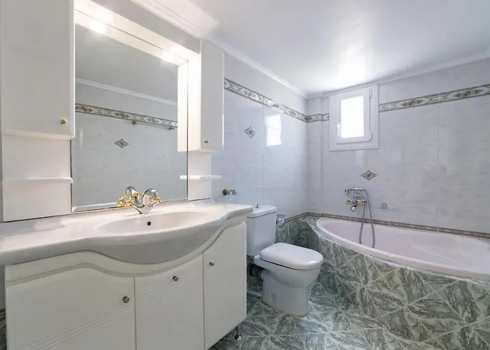 Panos Asteras Isterni (Paros)